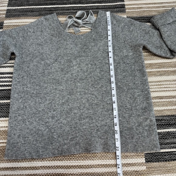 J Crew V Back Sweater Women's Velvet Tie XS Gray Bow Pullover Wool Blend Relaxed - Picture 9 of 12